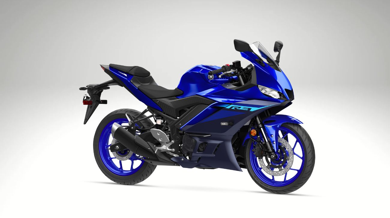 1738307538-yamaha R3 Price Cut In India By Rs 1 Lak